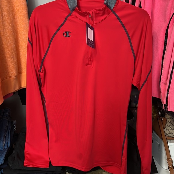 Champion long sleeve - Picture 3 of 3